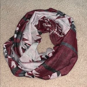 Reversible infinity scarf